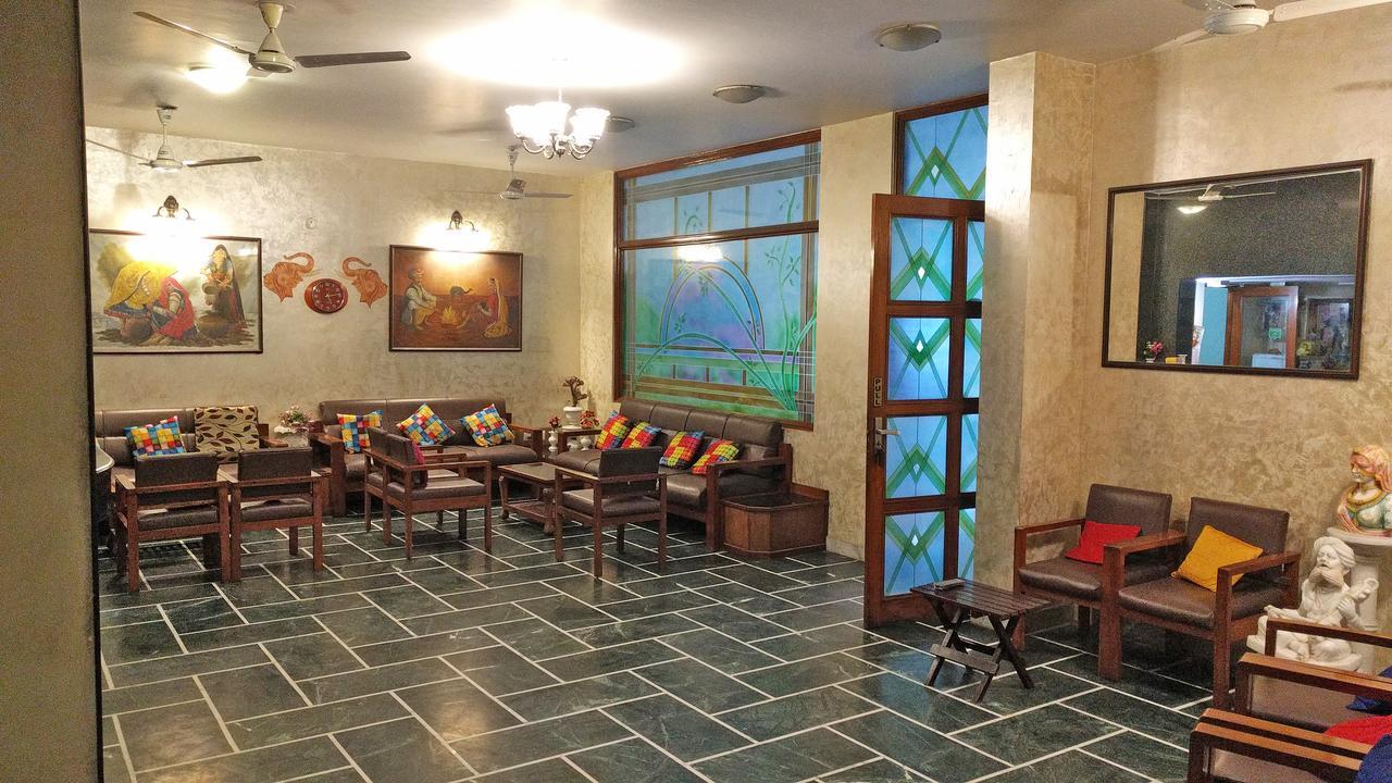Hotel Rangoli Jaipur Exteriör bild